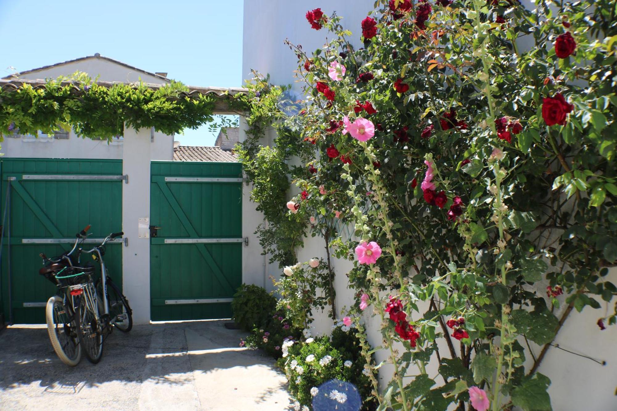 Apartmán Beau T3 *** Pour 2 A 4 Pers Avec Patio Privatif La Couarde-sur-Mer Exteriér fotografie
