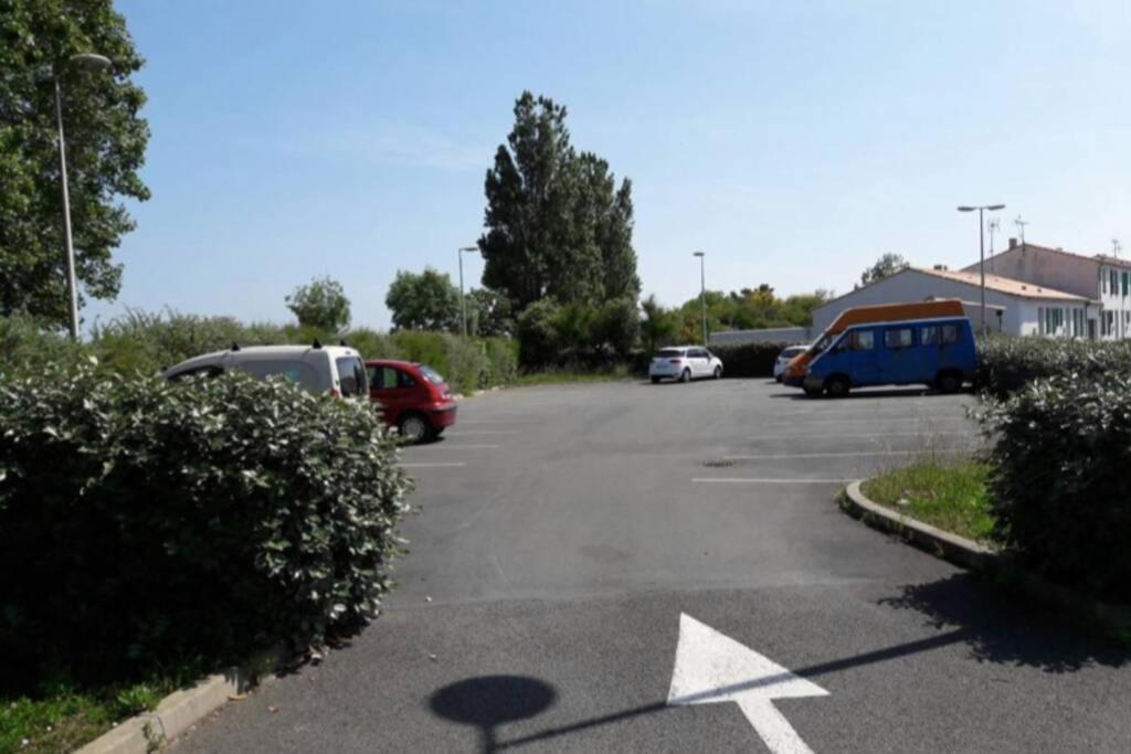 Apartmán Beau T3 *** Pour 2 A 4 Pers Avec Patio Privatif La Couarde-sur-Mer Exteriér fotografie