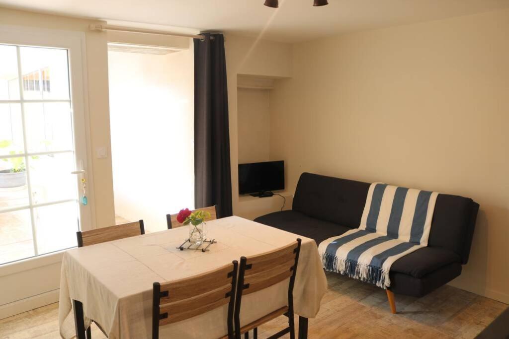 Apartmán Beau T3 *** Pour 2 A 4 Pers Avec Patio Privatif La Couarde-sur-Mer Exteriér fotografie